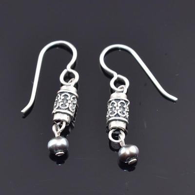 Pair of Baroni Designs Black Pearl Dangle Earrings