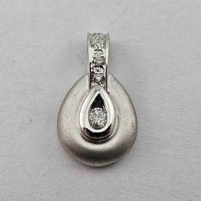 14k White Gold Diamond Pendant