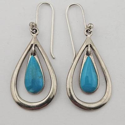 Sterling Silver Turquoise Dangle Earrings 
