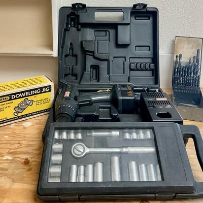 CRAFTSMAN impact Screwdriver + Husky Tools Socket Dey