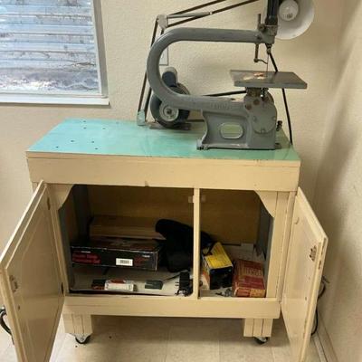 Scroll Saw + Light And Moving Cart 