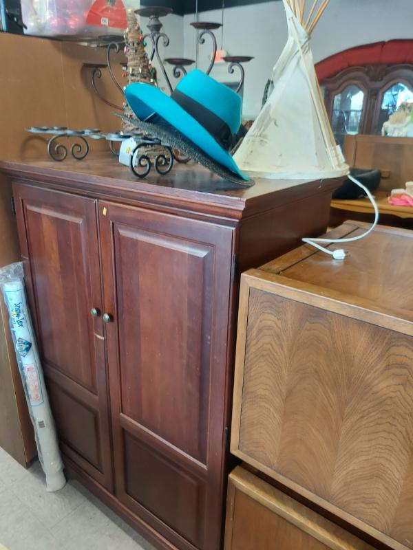Sale Photo Thumbnail #138