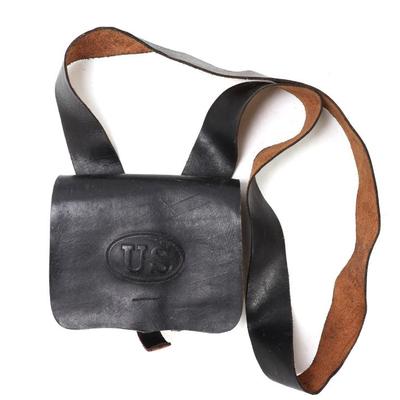 Sale Photo Thumbnail #107: Lot 107 us belt pouch reproduction