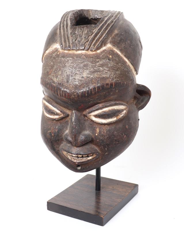 Sale Photo Thumbnail #368: Lot 368 bamum helmet mask cameroon