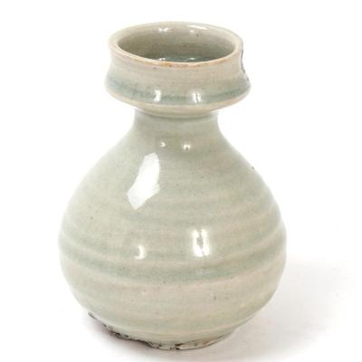 Sale Photo Thumbnail #289: Lot 289 beautiful korean celadon glazed vase