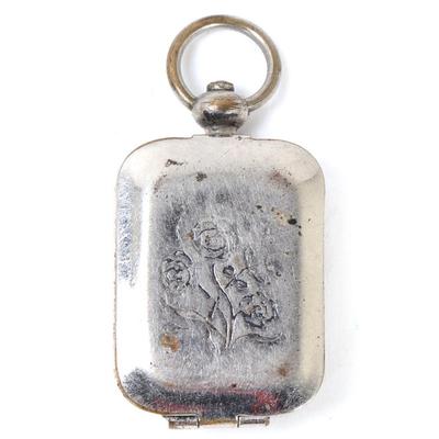 Sale Photo Thumbnail #118: Lot 118 lovely victorian seal stamp locket