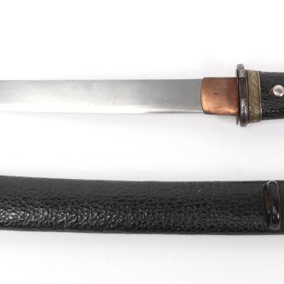 Sale Photo Thumbnail #31: Lot 31 fine yori doshi japanese tanto dagger w scabbard