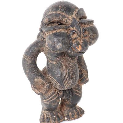 Lot 381 tikar clay pygmy guardian statue