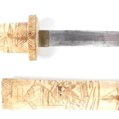 Sale Photo Thumbnail #33: Lot 33 japanese bone tanto dagger
