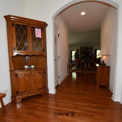 271 foyer