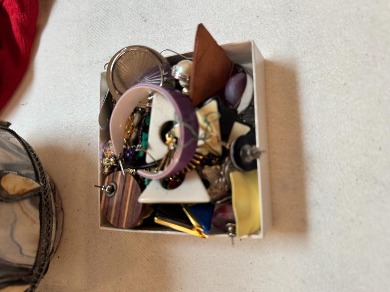 Sale Photo Thumbnail #242