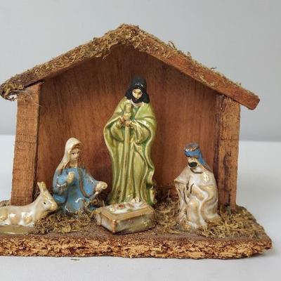 Small Neol Cruel Nativity Porcelain Miniature 5"×4.5" 