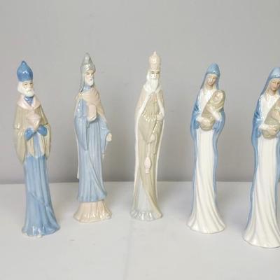 Porcelain Pastel Nativity. 10.5inch Three Wise Men and 2 Marys with Baby Jesus
