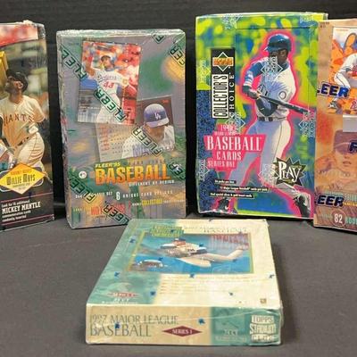 Topps, Fleer & Upper Deck Baseball Card Collection Featuring 1997 Series 1 Topps 
