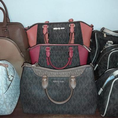 Sale Photo Thumbnail #105