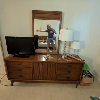 Sale Photo Thumbnail #211