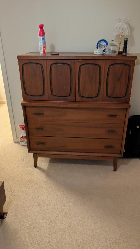 Sale Photo Thumbnail #322