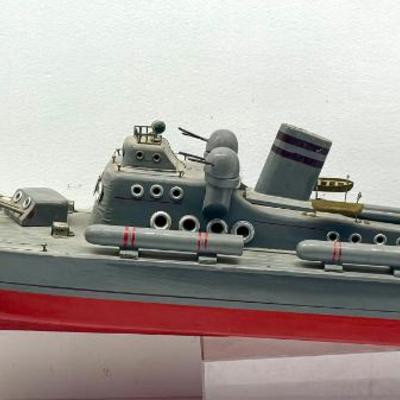 Model Ship 