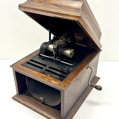 Phonograph 