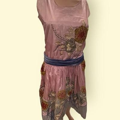1920s embroidered velvet lined dress