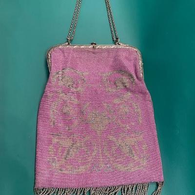 Lovely light purple seed bead bag on chain