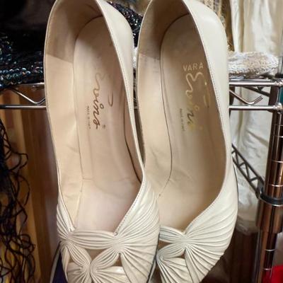 Sale Photo Thumbnail #336