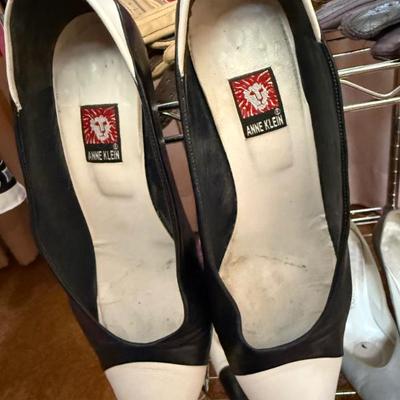 Sale Photo Thumbnail #323
