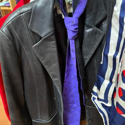 Sale Photo Thumbnail #326
