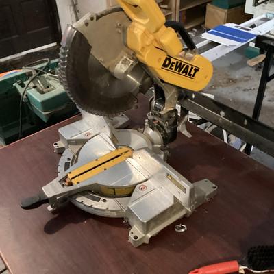 Dewalt 12’ Double Bevel Compound Miter Saw