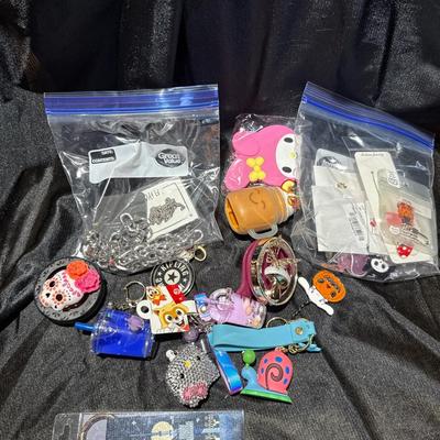 Surprise Bag Of Keychains 
