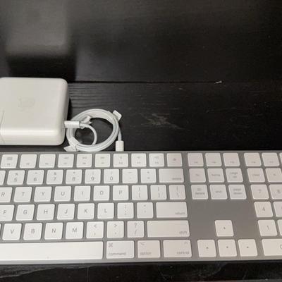 Apple Keyboard