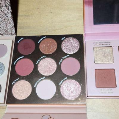 (Used) Rosy and Taupe Eyeshadow Palettes