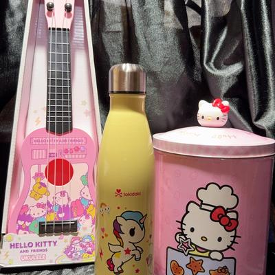 Hello Kitty Ukulele And More 