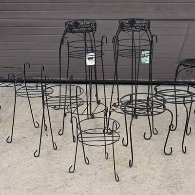 Flowerpot Stands (WH) 