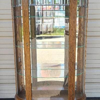 Curved Front Curio (WH8)