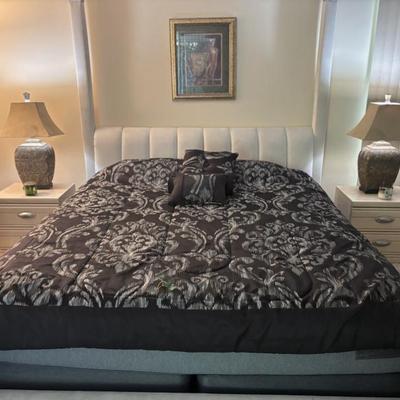 Sale Photo Thumbnail #31: KING 4-POSTER BED
Available for presale.  Please refer to "Presale" information.  TEXT 760-668-0554 to buy