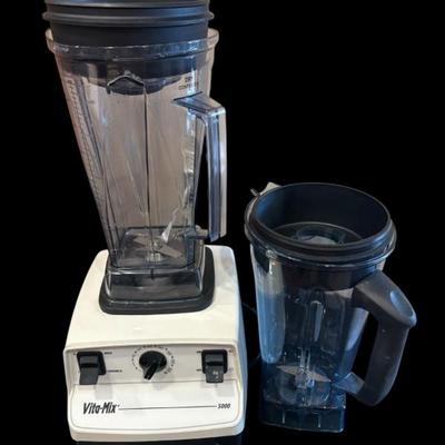 Sale Photo Thumbnail #11: VITA-MIX 5000
Available for presale.  Please refer to "Presale" information.  TEXT 760-668-0554 to buy