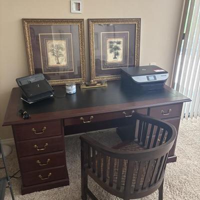 Sale Photo Thumbnail #13: DESK
Available for presale.  Please refer to "Presale" information.  TEXT 760-668-0554 to buy