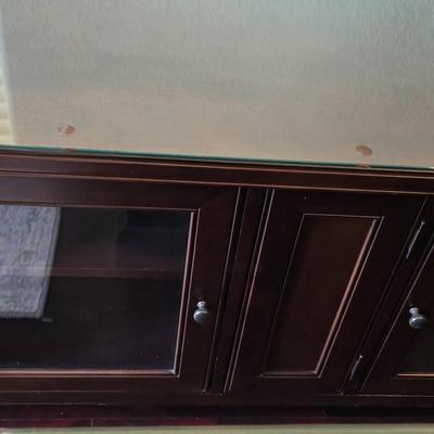 Office Credenza With Lamp