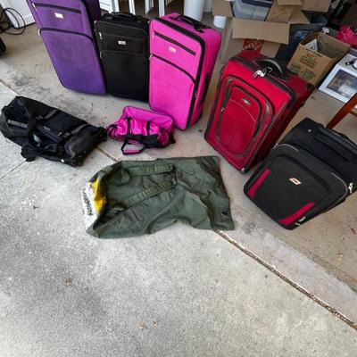 Sale Photo Thumbnail #64: Luggage
