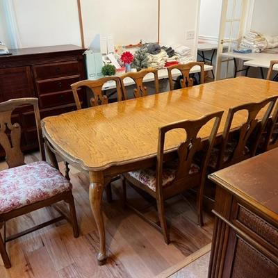 Wonderful, large dining table with 8 chairs (with comfortable cushions and beautiful upholstery)