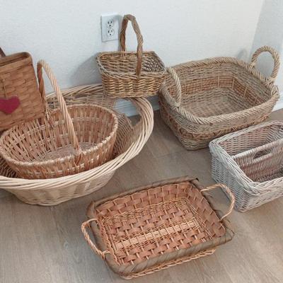 Decor Baskets Lot - Longaberger Heart +++