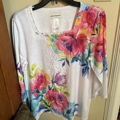 Sale Photo Thumbnail #327