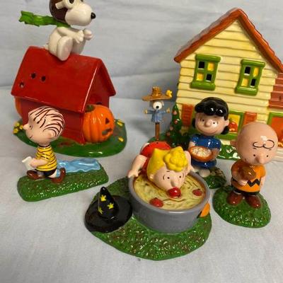 Sale Photo Thumbnail #190