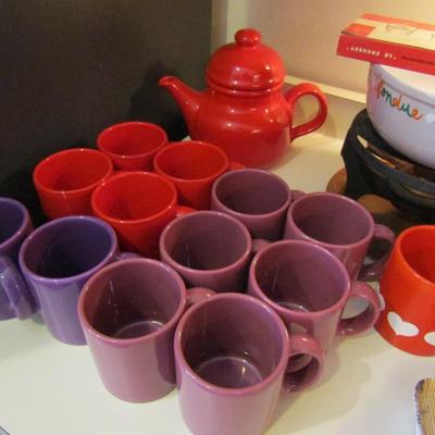 Sale Photo Thumbnail #158: Waechterbach hot chocolate pot & mugs