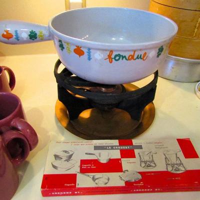 Sale Photo Thumbnail #160: Le Creuset fondue pot & forks