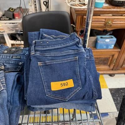 Sale Photo Thumbnail #392