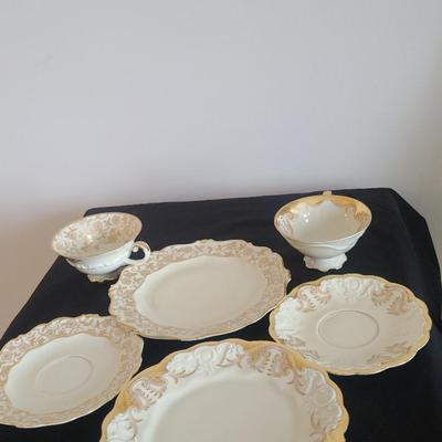 (LR500)VINTAGE SORAU CARSTENS PORZELLAN Plates And TEA CUPS