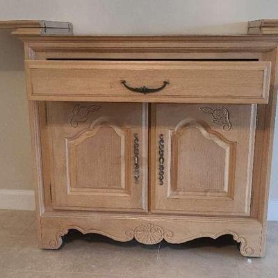 (DIN123)Vintage Stanley Furniture Traditional Style Flip Top Server Buffet On Wheels