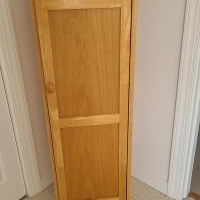 (BR21)Wodden Storage Cabinet